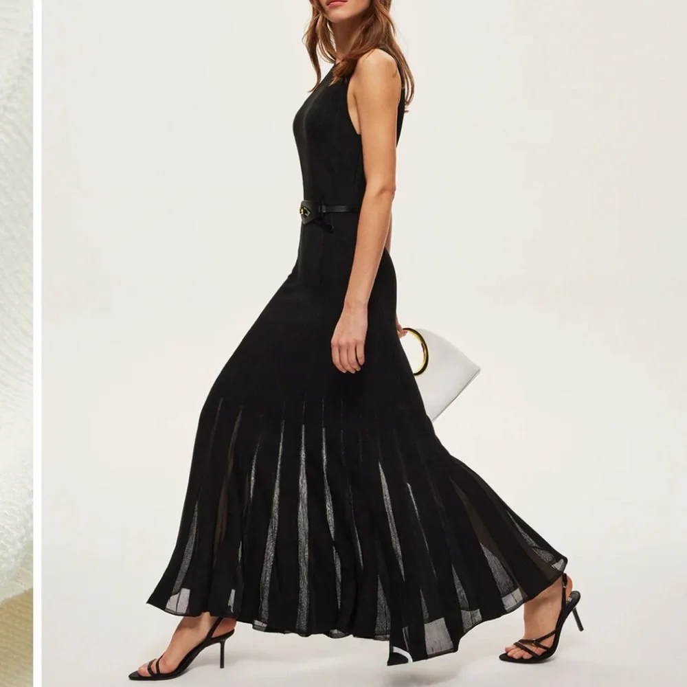 Sold - Picture 3 of 12